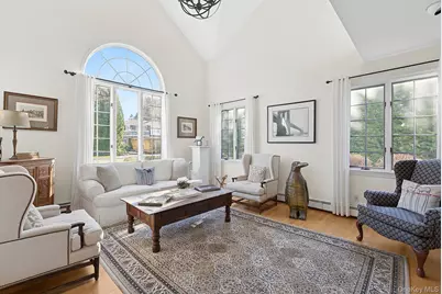 87 Gould Street, East Hampton, NY 11937 - Photo 3