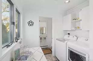 87 Gould St, East Hampton, NY 11937 - Photo 13