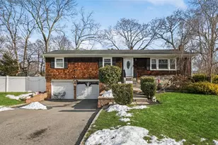 49 Admiral St, Port Jefferson Station, NY 11776 - Photo 3