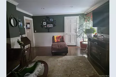 1405 Ohio Avenue, Bay Shore, NY 11706 - Photo 9