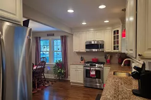 1405 Ohio Ave, Bay Shore, NY 11706 - Photo 13