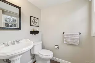 85 Cottage Ln, Blauvelt, NY 10913 - Photo 21