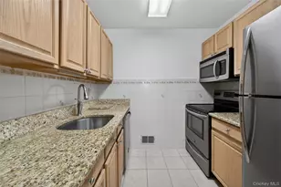 54 School St, Westbury, NY 11590 - Photo 13