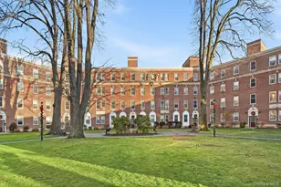 445 Gramatan Ave, Mount Vernon, NY 10552 - Photo 13