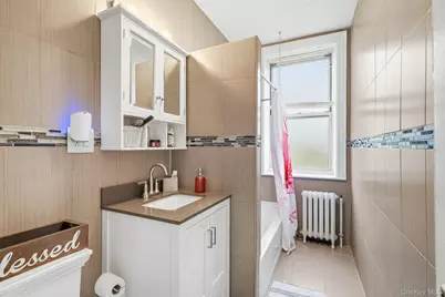 445 Gramatan Avenue #GD1, Mount Vernon, NY 10552 - Photo 9