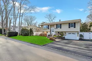 62 Forest Ave, Lake Grove, NY 11755 - Photo 3