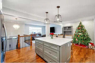 62 Forest Avenue, Lake Grove, NY 11755 - Photo 15