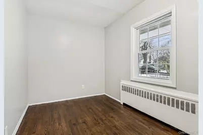 16 Belgrave Avenue, Bay Shore, NY 11706 - Photo 15