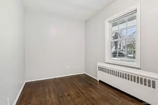 16 Belgrave Ave, Bay Shore, NY 11706 - Photo 15