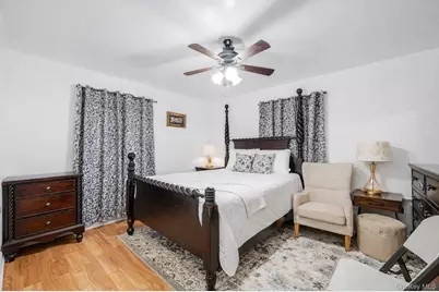 146 Terrace Avenue, Elmont, NY 11003 - Photo 7