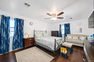 146 Terrace Ave, Elmont, NY 11003 - Photo 9