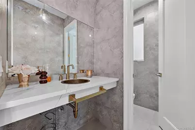 27 Ellish Parkway #203, Spring Valley, NY 10977 - Photo 17