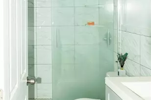 2 Bay Club Dr, Bayside, NY 11360 - Photo 9