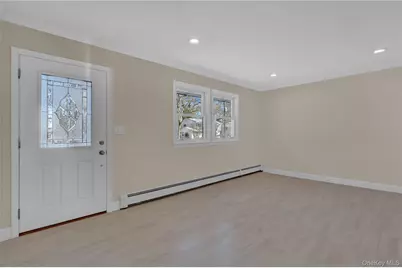 78 Juniper Avenue, Ronkonkoma, NY 11779 - Photo 3