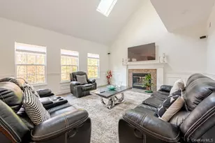 1 Brittany Ct, Ridge, NY 11961 - Photo 9