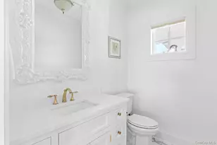 17 Ludlow Ln, Hampton Bays, NY 11946 - Photo 41