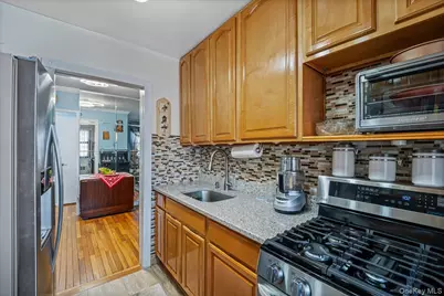 155-14 86 Street #2, Howard Beach, NY 11414 - Photo 9