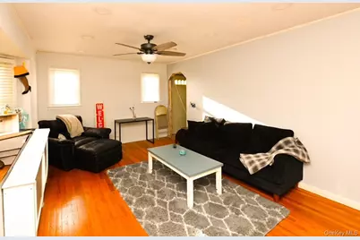 1761 Grant Avenue, East Meadow, NY 11554 - Photo 5