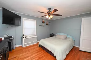 1761 Grant Ave, East Meadow, NY 11554 - Photo 7