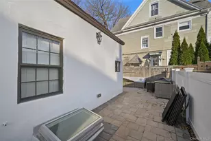 150 Kings Hwy, New Rochelle, NY 10801 - Photo 17