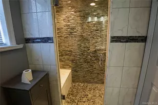 112-05 180th St, Jamaica, NY 11433 - Photo 11