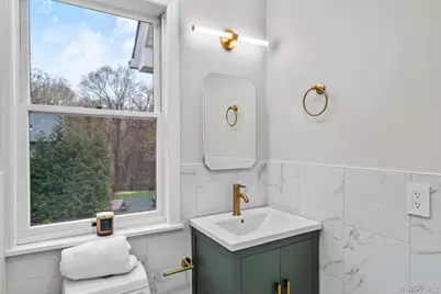 78 E Maltbie Avenue, Suffern, NY 10901 - Photo 33