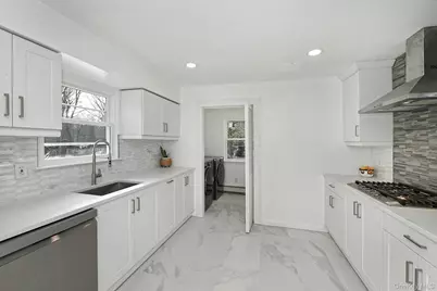 34 Warner Road, Huntington, NY 11743 - Photo 19