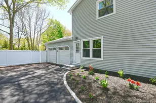 34 Warner Rd, Huntington, NY 11743 - Photo 43