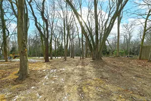 34 Warner Rd, Huntington, NY 11743 - Photo 41