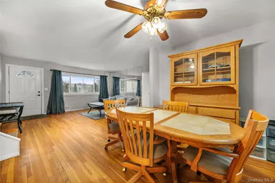 64 Wright Avenue, Deer Park, NY 11729 - Photo 9