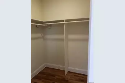 1296 Midland Avenue #E4, Yonkers, NY 10704 - Photo 13