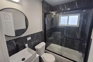 194-14 115th Rd, Saint Albans, NY 11412 - Photo 11