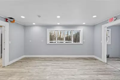 996 Haverstraw Road, Suffern, NY 10901 - Photo 13