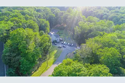 996 Haverstraw Road, Suffern, NY 10901 - Photo 45