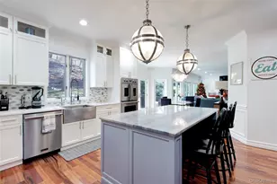 50 Davis Ln, Roslyn, NY 11576 - Photo 5