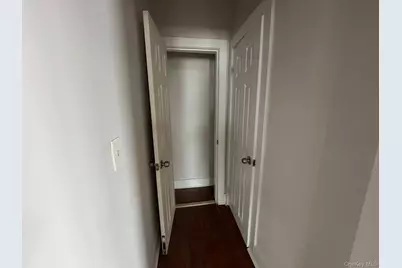 10920 101st Avenue #Aparment 2R, Richmond Hill, NY 11419 - Photo 3