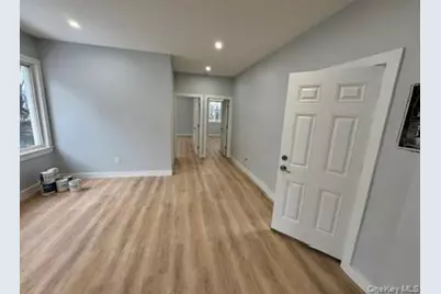 23 Belknap Avenue, Yonkers, NY 10710 - Photo 3