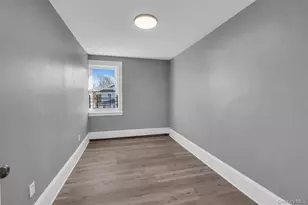 31-33 Burr Ave, Hempstead, NY 11550 - Photo 15