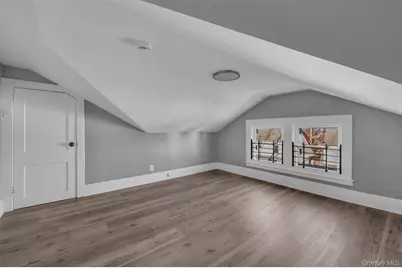 31-33 Burr Avenue, Hempstead, NY 11550 - Photo 21