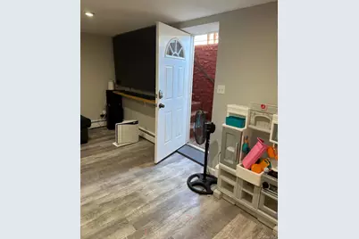 613 Adams Avenue, Hempstead, NY 11552 - Photo 23