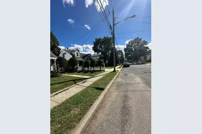 613 Adams Avenue, Hempstead, NY 11552 - Photo 31