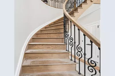 259-09 81st Avenue, Glen Oaks, NY 11004 - Photo 5