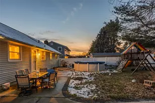 70 Princess St, Hicksville, NY 11801 - Photo 25