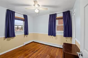 70 Princess St, Hicksville, NY 11801 - Photo 17