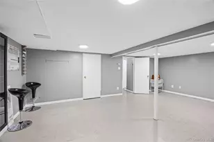 70 Princess St, Hicksville, NY 11801 - Photo 21