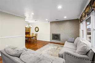 70 Princess St, Hicksville, NY 11801 - Photo 5