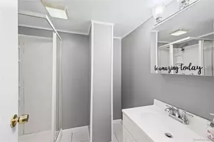 70 Princess St, Hicksville, NY 11801 - Photo 19