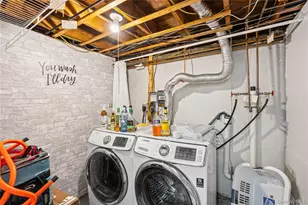 70 Princess St, Hicksville, NY 11801 - Photo 23