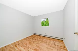 227 N Walnut St, Massapequa, NY 11758 - Photo 5
