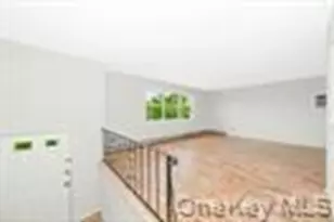 227 N Walnut St, Massapequa, NY 11758 - Photo 3